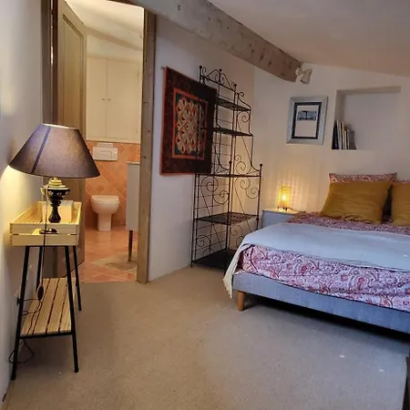 Au Coeur Du Village Duplex De Charme アパート *